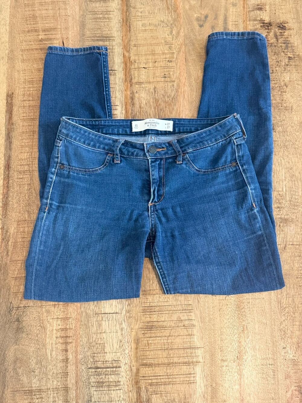 Abercrombie & Fitch A&F Jegging Skinny Jeans Size 4S W27 L26 Medium Wash Denim